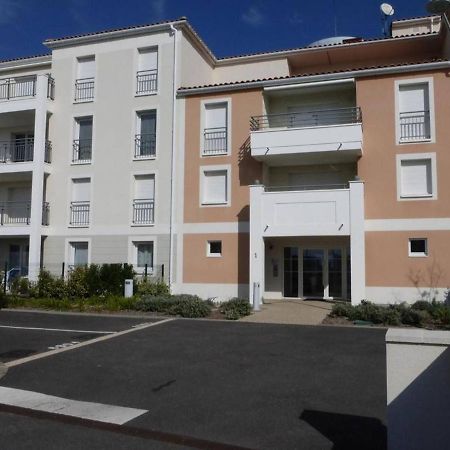 Appartement 2 Pieces Avec Balcon, Parking Et Proche Plage A Saint-Gilles-Croix-De-Vie - Fr-1-224-587 Bagian luar foto